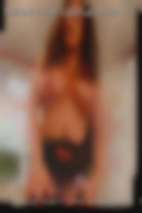 hookup married woman in Boston with cross dressers