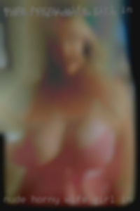nude horny wife girl in the train