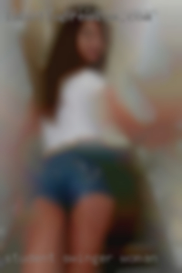 student swinger woman for fun party